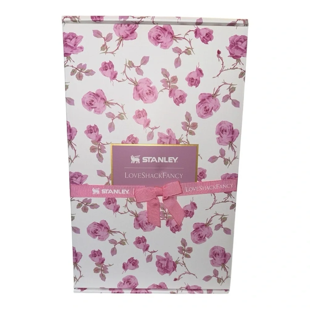 40oz Stanley x LoveShackFancy Limited Edition Tumbler Ribbon Rosa AUTHENTIC NWB - Picture 2 of 11